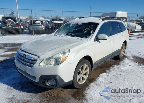 2013 Subaru Outback 2.5I Premium z USA, uszkodzony, nr VIN 4S4BRBCC4D3278416